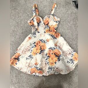 Beautiful short floral dress